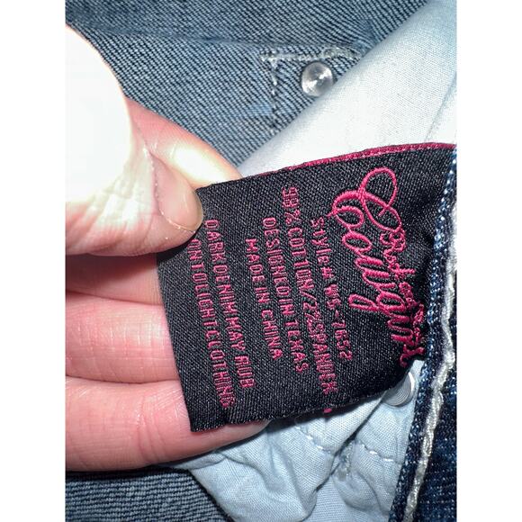 Rock and Roll Cowgirl Women's 25 Medium Wash Blue Boyfriend Crop Denim Jeans - Picture 11 of 13